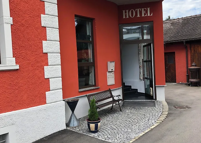 Bulligan Hotel 2*